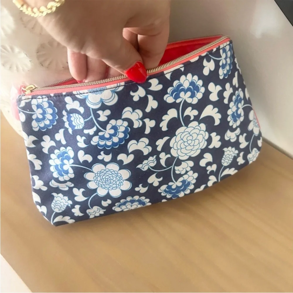 Estee Lauder stylish blue